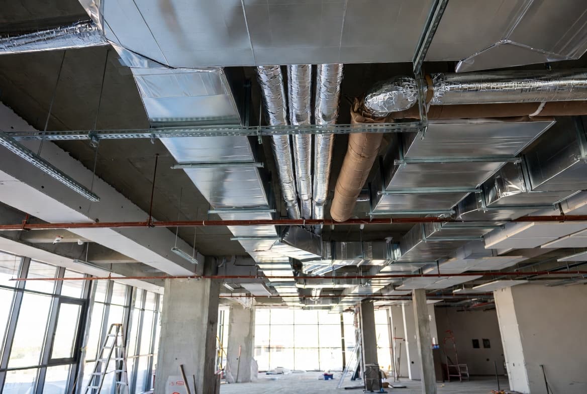 Tavan Üstü Tesisat Montajı (Ofis Binası Projesi)